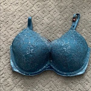 NWT Victoria’s Secret Very Sexy 32DD Bra